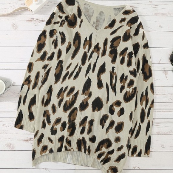 Cozy V Neck fall Leopard print Knit Sweater Top - Picture 5 of 5